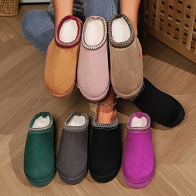 Resim Kadınlar için Yumuşak Sıcak Tabanlı Peluş Kış Terlikleri 
