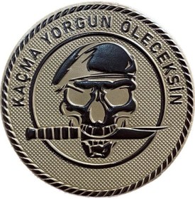Resim ÇUKUROVA ÜTÜ "Kaçma Yorgun Öleceksin " Kuru Kafa patch Arma 7 cm 3d, 2025 Yeni Model Tip Cırtlı, 