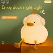 Resim Mutlu Ördek Keyfini Çıkarın Ördek Silikon Gece Lambası, USB ile Şarj Edilebilen Akıllı Bir Okşama Lambasıdır, Başucu Kullanımı İçin Mükemmeldir. Dokunmatik Hassasiyete, Üç Seviyede Ayarlanabilir Parlaklığa Ve Bir Zamanlayıcıya Sahiptir, Bu Da Onu Odalar İçin İdeal Bir Dekoratif Lamba Yapar. Bu Sevimli Ördek Lamba, Noel, Tatiller Ve Doğum Günleri İçin Harika Bir Hediyedir. 