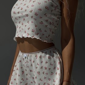 Resim Kadınların Çiçek Desenli Kolsuz Cami Pijama Seti, Ayarlanabilir Askılı Şort ve Kurdele Detaylı - Hafif Polyester, Rahat veya Şık Ev Giyimi İçin Mükemmel, Tüm Mevsimler İçin Uygun | Yarı Şeffaf Kumaş | Şık Kurdele Detayı, Çiçek Desenli İç Çamaşırı 