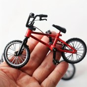 Resim 1 adet Zarif 1:12 Ölçekli Metal Mini Bisiklet Modeli - Alaşımlı Gövde, Plastik Sap ve Lastikler, İncelikli Detaylar, Yaratıcı Gösterim Bahçe Aksesuarı 
