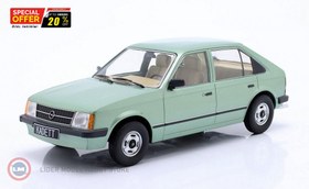 Resim 1:18 Triple9 1984 Opel Kadett D 5-door 