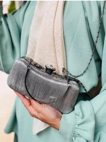 Resim Kadın Burslu El Ve Çapraz Zincir Uzun Askılı Kristal Taşlı Abiye Çanta Antrasit Kavisli Topuz 