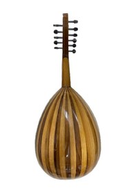 Resim Üst Kalite Ud Kanada Kapaklı Kenar İşlemeli Ceviz-kelebek Prof. 