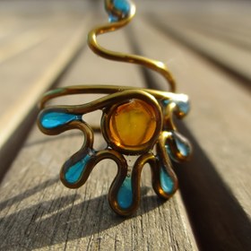 Resim Boho-Şık Ayarlanabilir Bakır Yüzük Reçine Vurgularıyla - Partiler, Tatiller & Yıldönümleri İçin Mükemmel 