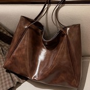 Resim Kadınlar İçin Büyük Kapasiteli Tote Çanta - Manyetik Kapanışlı El Đığı, Şık Parlak/Parlaq Yapılı Điş ve Seyahat đığı ile Genel Amaç đigi, Elegant Glossy şimşekli bitirme, Coffee Brown / Milk White (Süt Beyaz) Blue Wine Red Black Renk, Dayaníkl astar & gösterge kenar takviyesi, kadınler içín ideal hediye öğesi. Dokuma tote bag for women. Designer handbag. İş őnceli đigisi Markalí điganlar 