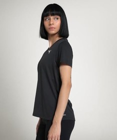 Resim PUMA W Tad Essential Vneck Tee Tişörtler Üniseks Yetişkin 
