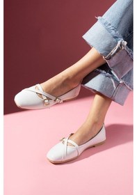 Resim Kadın Rugan Çapraz Biye Ve Toka Detaylı Babet - Beyaz - 37 Beyaz 