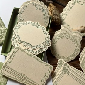 Resim 30 adet Vintage Kabartmalı Not Kartları - Çiçek ve Geometrik Tasarımlarla Renkli Kağıt - Dergi Tutma, Scrapbooking ve El Sanatları İçin Dokulu Yeşil Kağıt - Organize Depolama, Scrapbooking Malzemeleri, Dergi Tutma Aksesuarı, Zarif Kırtasiye ve Dekoratif Cephe İçerir 