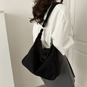 Resim Kadınlar İçin Retro Çapraz Omuz Çantası - Ayarlanabilir Askılı & Fermuarlı Kapatma, Siyah ve Beyaz Seçenekler, Yumuşak Polyester Astar, Günlük Kullanım ve Seyahat için Çok Yönlü 