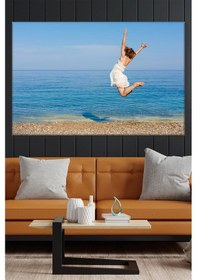 Resim Beyaz Elbiseli Sahilde Zıplayan Kadın Kanvas Duvar Tablo 3322709 