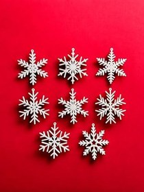 Resim Kar Tanesi Yılbaşı Ağacı Süsleri - 8'li Set (8x8 cm)/ Karışık Desenli Kar Tanesi Yılbaşı Ağacı Süsleri (BİYOPLASTİK) 