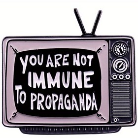 Resim 1 adet "Propagandaya Karşı Bağışık Değilsiniz" TV Meme Emaye İğnesi, Vintage Stil, Kadın Moda Aksesuarı, Broş, Yaka İğnesi, Eşarp Klapası, Tüm Mevsim, Günlük ve Parti Giyim, Alaşımlı Malzeme 