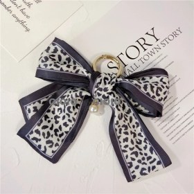 Resim Silver1 Gıoıo Yeni Ipek Eşarp Anahtarlık Kişiselleştirilmiş Inci Papyon Çanta Çekicilik Dokuma Anahtarlık (Yurt Dışından) 