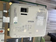 Resim İkinci El EPSON EB-U05 WUXGA 3400LM 3LCD PROJEKSİYON CİHAZI 
