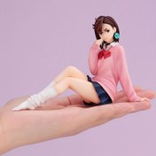 Resim Anime Okul Kızı Figürü - Pembe Kazak, Kırmızı Kravat, İfade Dolu Gözler - Anime Hayranları İçin Koleksiyonluk Heykel, Masa Dekoru, Sergi Rafı, Japon Animasyonu Severler İçin İdeal Hediye, Şirin Karakter, Detaylı İşçilik, Premium Bitim, Sahne Süsü 