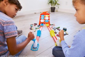 Resim Hot Wheels Yüksek Skor Atlayışı Yarış Seti GBF89 