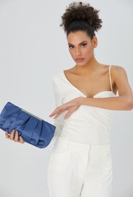 Resim SHUBBAGS İndigo Zincir Askılı Pileli Saten Kadın Clutch 