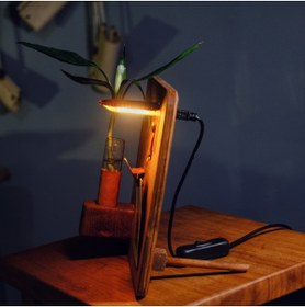 Resim Notion lab Ahşap & Deri Masa Işığı - Fotoğraf Tutucu ve Mini Vazo - El Yapımı Dekoratif 