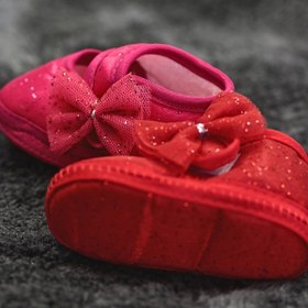 Resim LOGO AKSESUAR 0-3 Ay Yeni Doğan Simli Dantel Kırmızı, Fuşya, Pembe Bebek Bandana Patik Seti 3'lü 