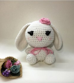 Resim Amigurumi Sevimli Tavşan Sağlıklı Oyuncak El Örgüsü 