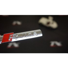 Resim Audi R Line Bagaj 3M 3D Krom Metal Logo 