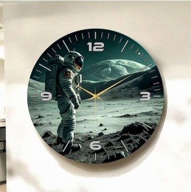Resim Renkli Baskı Ay Ve Astronot Desenli Sayılı Hediyelik Ahşap Sessiz Duvar Saati 50cm ÇOk Renkli 