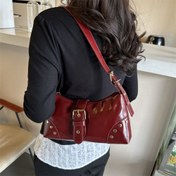 Resim 1 Adet Vintage Y2K Retro Gotik Perçinli Kadın Çapraz Vücut Çantası - Ayarlanabilir Askılı, Altın Tonlu Toka & Fermuarlı Kapanış, 27.0x14.5x7.01cm, Günlük ve Resmi Kıyafetler için Koltukaltı Çanta 