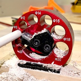 Resim 8 Ayarlanabilir Delikli Hassas Dövle Yapıcı Jig, 8Mm'den 20Mm'ye Kadar Çubuklar İçin Uygun, Güçlü Karbür Bıçaklarla Donatılmış, Ahşap İşleme, Delme ve Frezeleme Görevleri İçin Mükemmel. 