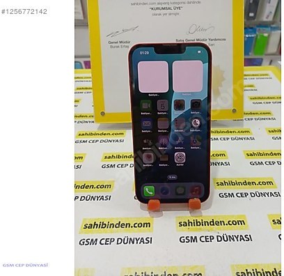 Kırmızı