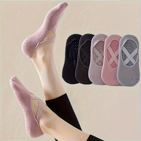 Resim 5 Çift Kadınlar için Kaymaz Silikon Tutuşlu Yoga Çorapları - Dans, Pilates, Fitness ve Yaz Egzersizleri için Nefes Alabilen Pamuklu Tekne Çorapları (Siyah/Pembe/Gri/Bej/Lavanta) 
