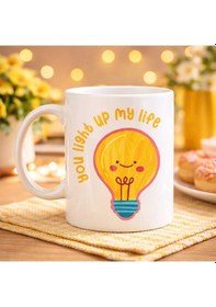 Resim You Light Up My Life Tasarımlı Porselen Kupa Model 15 - Sevimli Ampul Desenli Hediyelik Kahve Kupası Renkli 