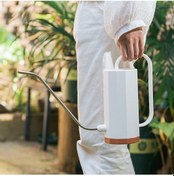 Resim Xindoker Nordik Stilde Plastik Sulama Kasaı - Uzun Eğik Ağızlı Bahçe Bitkileri Sulama Aleti, Hafif Taşınabilir Ve Sızdırmaz 