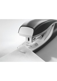 Resim Leitz 5502 Wow Zımba Makinesi No:24/6 30 Sayfa Metalik Yeşil 