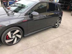 Resim Volkswagen Golf 8 Uyumlu GTI Max Yan Marşpiyel / Parlak Siyah 