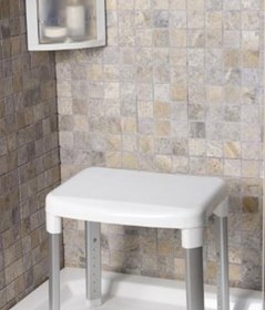 Resim Prima Nova Cappadocia Paslanmaz Alüminyum Geniş Banyo Taburesi (130 KG Kapasite) 