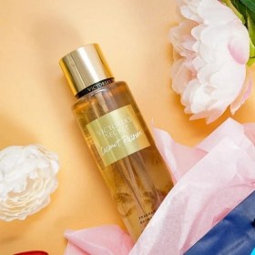 Resim Victoria's Secret Coconut Passion Vücut Spreyi Tropikal Hindistan Cevizi ve Vanilya 250 ml 