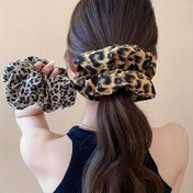 Resim 2 adet Vintage Şık Leopar Desenli Saç Tokası Seti, Saten Kaplama ile Kumaş Saç Bağları, Yüksek Elastikiyet, Saç Bakımı, Hasar Yapmayan, Kabarık Düşük Kuyruk Tutucuları, Saten Kaplama ile Kızlar için Uygun, 14+ Yaş Aralığı için Doğum Günü Hediyesi 