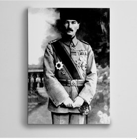 Resim Atatürk Siyah Beyaz Asker Kıyafeti İle Dekoratif Dev Boyut Kanvas Tablo 100 X 140 Cm 
