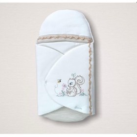 Resim Yenidoğan Minik Sincap Nakışlı Kundak Kız Bebek Battaniyesi Ekru Ekru 
