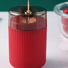 Resim Otomatik Bırakma Basınç Tipi Kürdanlık - Şeffaf Plastik & Cam Tasarım Kırmızı ve Altın Vurgularıyla, Güç Gerektirmez, Ev veya Restoran Kullanımı için Kompakt Mutfak & Yemek Organizatörü, Kürdan Dispanseri, Masaüstü Depolama, Şık Stil, Sağlam Yapı, Ev İhtiyaçları, Modern Mutfak Eşyaları, Dayanıklı İnşaat, Konukseverlik Kullanımı 