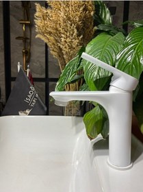 Resim İsaoğlu Yapı Beyaz Lavabo Bataryası Beyaz Banyo Musluğu Mat Beyaz Lavabo Musluk Kare Modern Tasarım Beyaz 