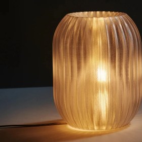 Resim Beyaz Masa Kitap Okuma Lambası, Şık ve Kullanışlı Aydınlatma Seçeneği 