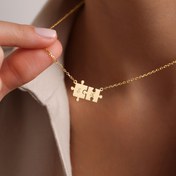 Resim Kişiselleştirilmiş Puzzle Kolye - Özel Baş Harf veya Harf - Zarif Birbirine Geçmeli Puzzle Parçaları - Kadınlar İçin Şık Günlük ve Özel Gün Takısı Hediyesi - Dayanıklı 304L Paslanmaz Çelik Zincir - Doğum Günü, Yıl Dönümü, Sevgililer Günü, Anneler Günü Hediyesi - Minimalist Kişiselleştirilmiş Pandantif Kolye, Duygusal Hatıra, Şık Tasarım, Parlak Yüzey, Yıldönümü Hediyesi, Yüksek Kaliteli Metal, Doğum Günü Anısı 