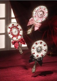 Resim Flower Knows Çilekli Aşk Tanrısı El Aynası,sütlü Pembe, Romantik Ve Fantastik Tasarım Ayna / Dresuar Çok Renkli 