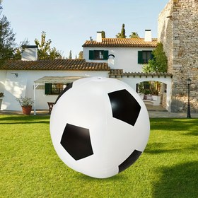 Resim 1 Adet Büyük Şişme Futbol Topu - Dayanıklı PVC Her Mevsim İçin Açık/Kapalı Alan Kullanım, Beyaz & Siyah ve Karo Desenli Tasarım - Havuz, Plaj, Bahçe Parti Oyunları, Çocuk Eğitimi için Uzun Ömürlü Şişme Top, Kolay Kurulum & Saklama, ile Yaz İçeriklerine Hazır 