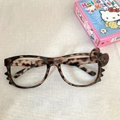 Resim 1 adet Sanrio for hello kitty ve leopar desenli moda gözlükleri - Sevimli Y2K tarzı, lens gerektirmez, çiçek desenli, kadınlar için dayanıklı plastik çerçeve, kıyafetler için mükemmel aksesuar, sevimli gözlükler 