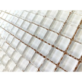 Resim MozaiKristaL Tüm yüzeyler için Kristal Mozaik. Mozaik ölçüleri 15x15x6mm. File ölçüsü: 30x30cm. ( 1 m2 Fiyatı ) 
