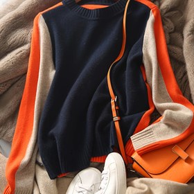 Resim Kadınlar İçin Renk Bloklu Kazak - Lacivert ve Çizgili Kollu, Rahat Kesim, Her Mevsime Uygun, Şık ve Konforlu Üst Giyim, Çok Yönlü Moda 