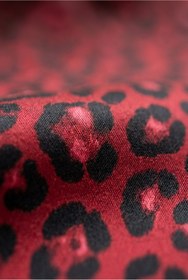 Resim Kirazca Butik Kadın Leopar Desenli Rahat Kalıp Tesettür Tunik 